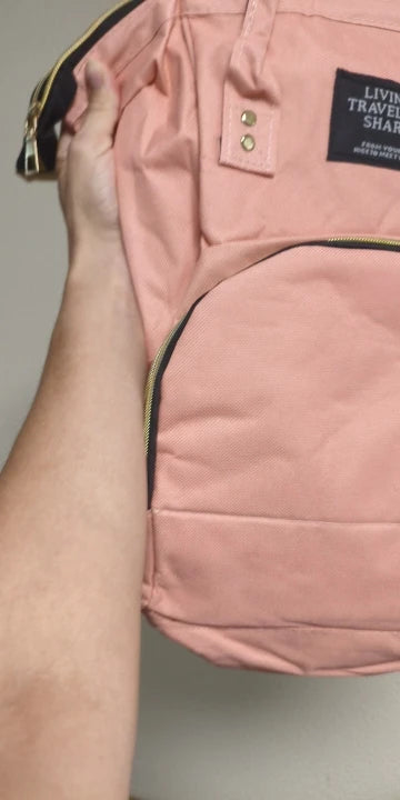 Photo du sac à dos à langer avec poche isotherme biberons
