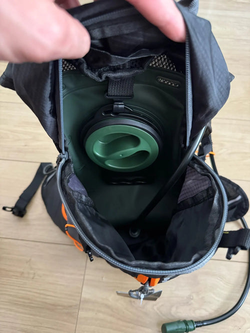 Photo du sac à dos vélo avec porte-bidon en polyester