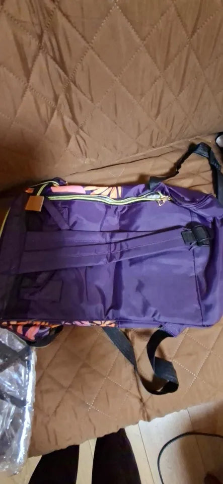Photo du sac à dos à langer motif feuillage