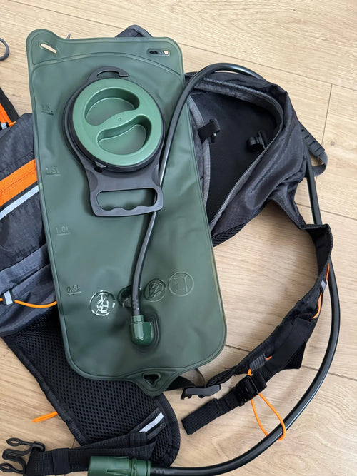 Photo du sac à dos vélo avec porte-bidon en polyester