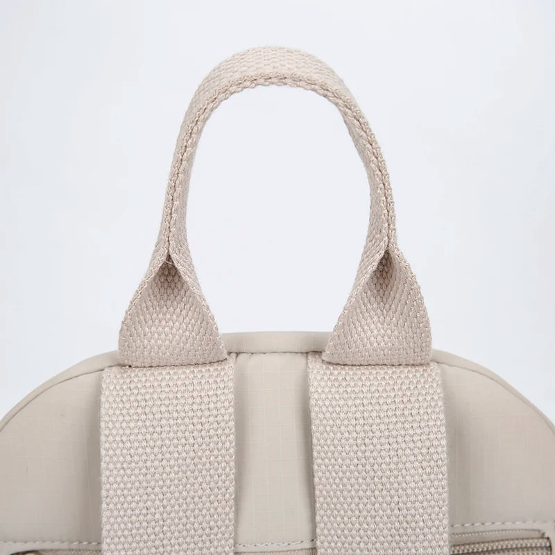 Petit sac à dos femme en nylon à poche avant zippée