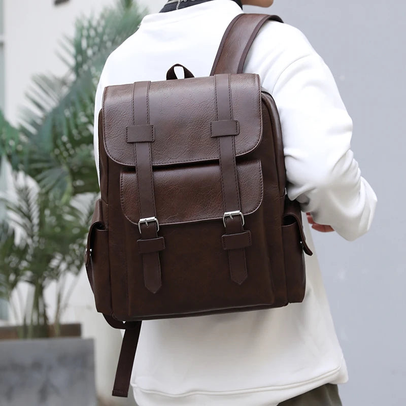 Sac à dos homme en similicuir à rabat boucles