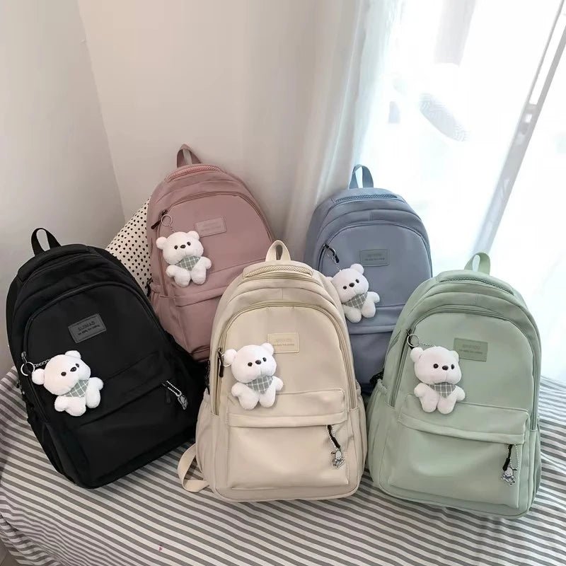 Sac à dos scolaire en nylon avec breloque peluche