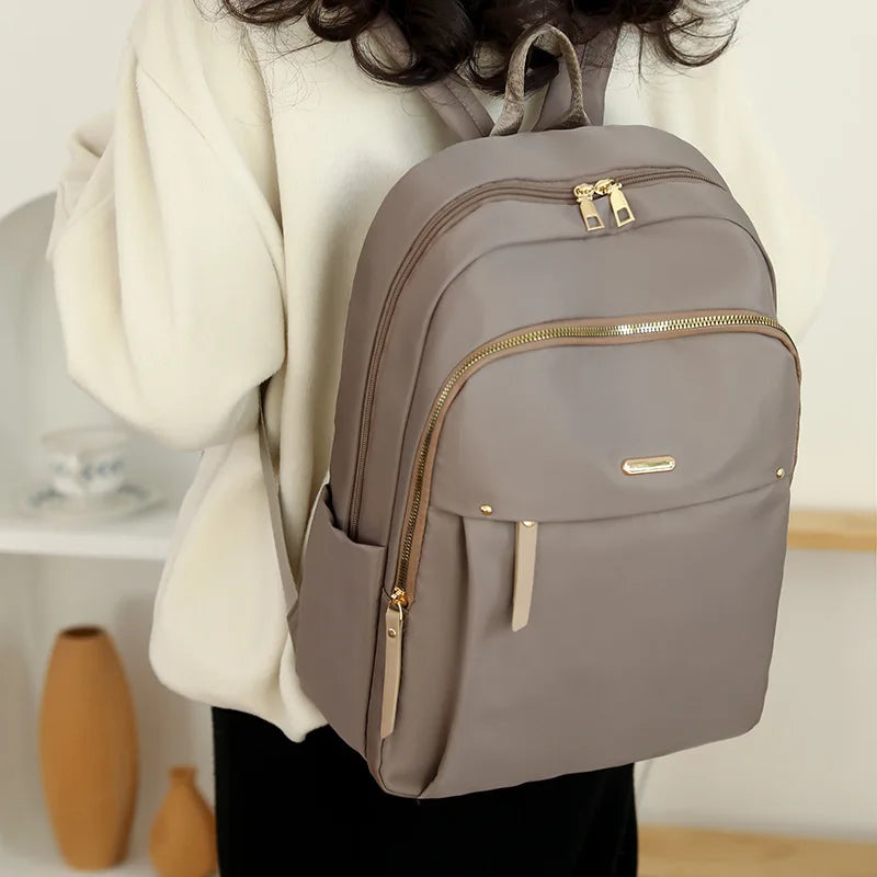 Sac à dos femme en nylon avec poche filet