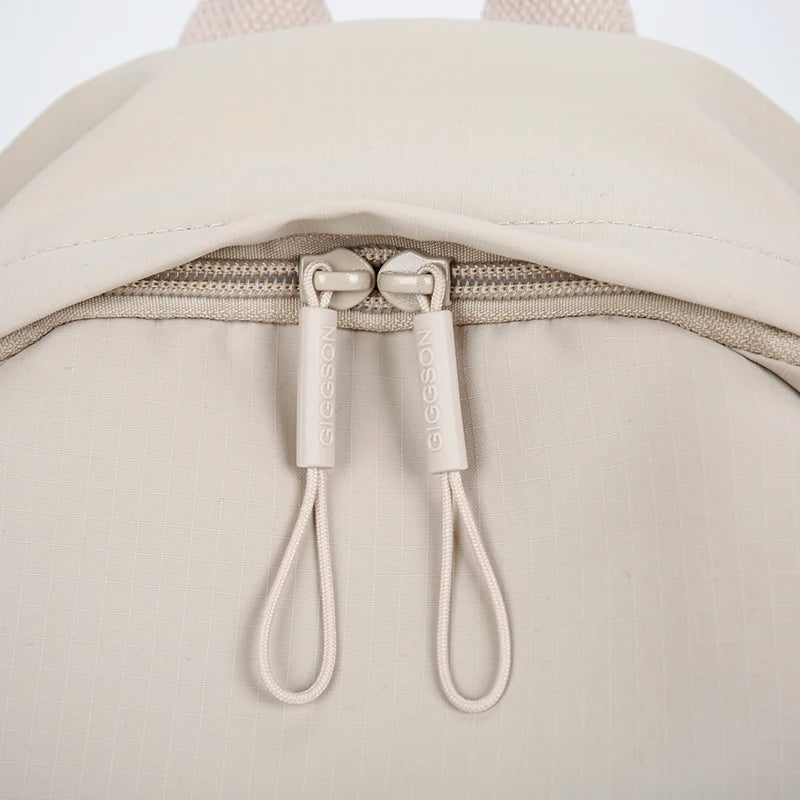 Petit sac à dos femme en nylon à poche avant zippée